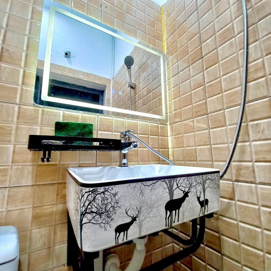 Amelie Homestay Hanoi Bagian luar foto